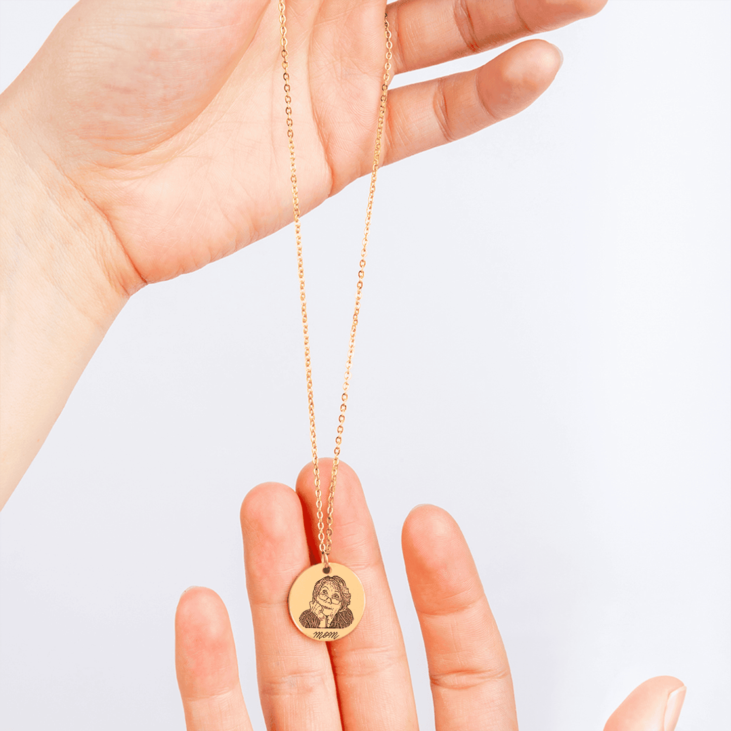 Portrait Pendant